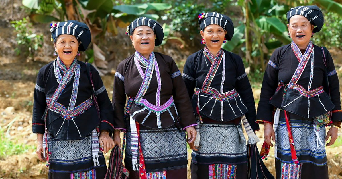 laquage de dent, tradidition du Vietnam, culture Vietnam
